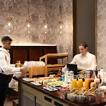 D Hotel